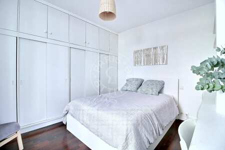 Camera da letto Appartamento arredato - 34m²  - 1 locale - Faubourg Saint-Martin - Parigi