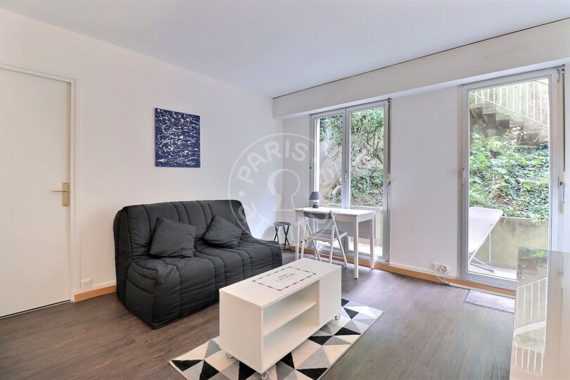 Quitinete mobiliado - Paris 75018 - 14849