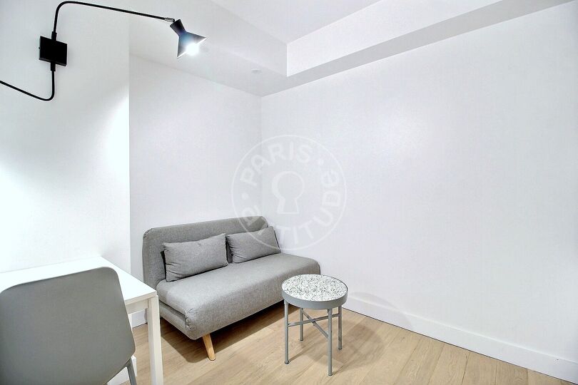 1 locale arredato - Parigi 75011 - 14854