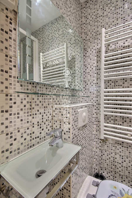 Badezimmer Möblierte studio - 15m²  - Porte Dauphine - Paris