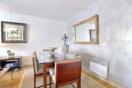 Dining room Furnished apartment - 99m²  - 3 bedrooms - Oberkampf - Paris