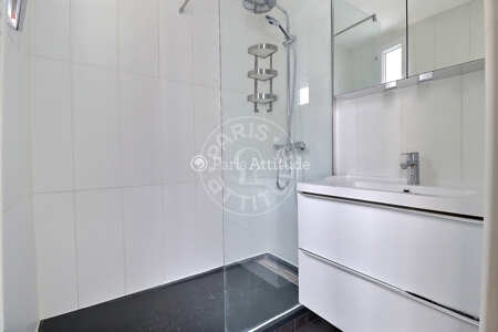 Casa de banho Apartamento mobilado - 42m²  - 1 quarto - Montmartre / Place des Abbesses - Paris