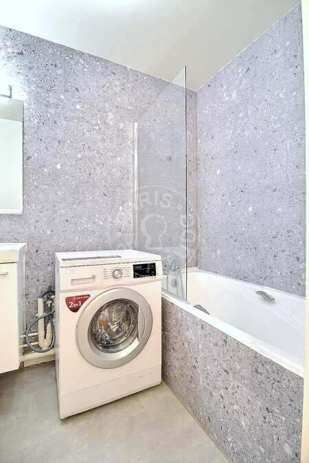 Casa de banho Apartamento mobilado - 31m²  - 1 quarto - Nation - Paris