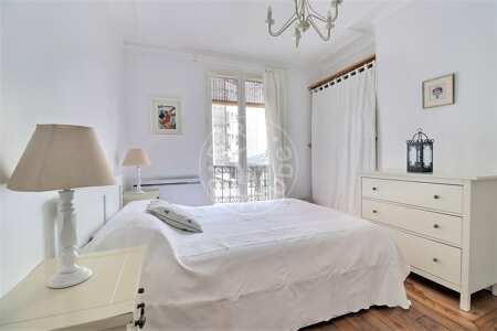 Camera da letto Appartamento arredato - 34m²  - 1 locale - Sacré-Cœur - Parigi