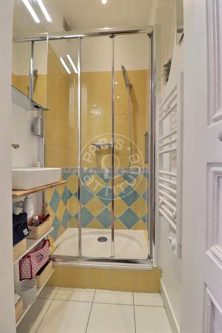 Bagno Appartamento arredato - 32m²  - 1 locale - Batignolles - Parigi