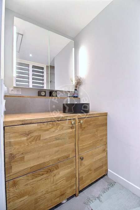 Bathroom Furnished apartment - 51m²  - 1 bedroom - Montorgueil - Paris