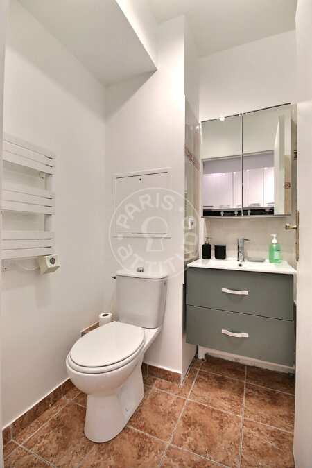 Casa de banho Quitinete mobilado - 20m²  - Arc de Triomphe - Paris