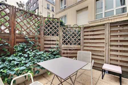 Terraço Quitinete mobilado - 20m²  - Arc de Triomphe - Paris