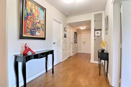 Entrance Furnished apartment - 98m²  - 2 bedrooms - Centre George Pompidou - Paris