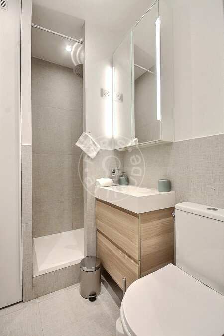 Badezimmer Möblierte alkovenwohnung - 26m²  - Batignolles - Paris