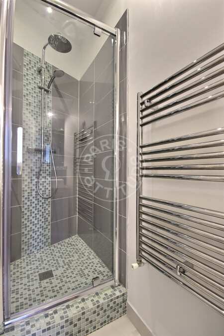 Casa de banho Apartamento mobilado - 66m²  - 2 quartos - Porte de Versailles - Paris