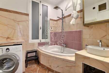 Baño Piso amueblado - 70m²  - 2 dormitorios - Saint-Lazare - París