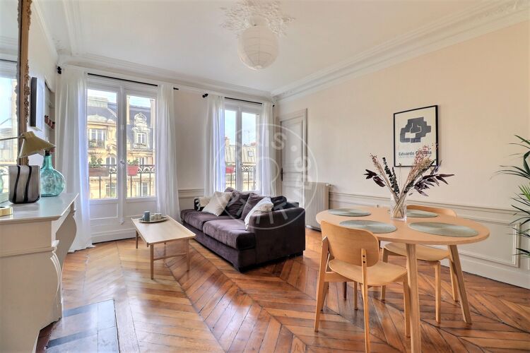 Living room - Furnished 2 bedrooms - Paris 75010 - 14949