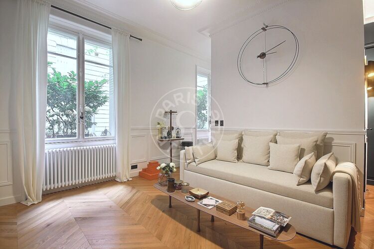 Sala - Quitinete mobiliado - Paris 75008 - 14959
