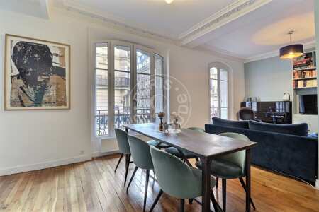 Salon Appartement meublé - 89m²  - 2 chambres - Jules Joffrin - Mairie du 18ème - Paris