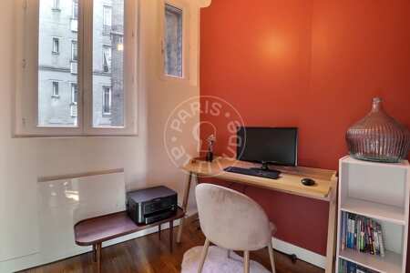 Bureau Appartement meublé - 89m²  - 2 chambres - Jules Joffrin - Mairie du 18ème - Paris