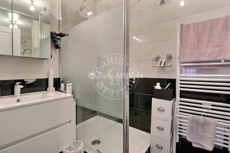 Casa de banho Apartamento mobilado - 47m²  - 1 quarto - Nation - Paris