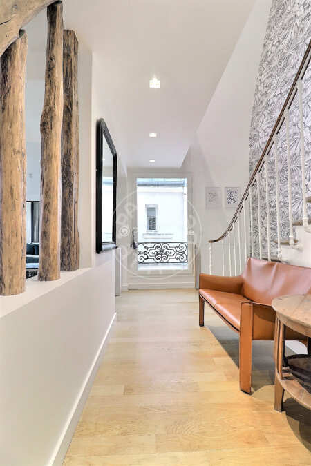 Entrée Duplex meublé - 170m²  - 2 chambres - Saint-Paul - Paris