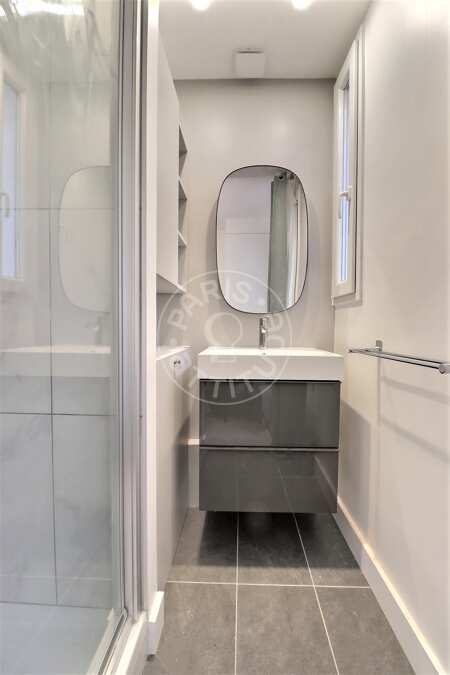 Bathroom Furnished apartment - 23m²  - 1 bedroom - Bastille - Paris