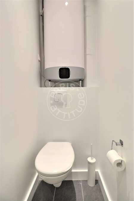 Toilet Furnished apartment - 23m²  - 1 bedroom - Bastille - Paris