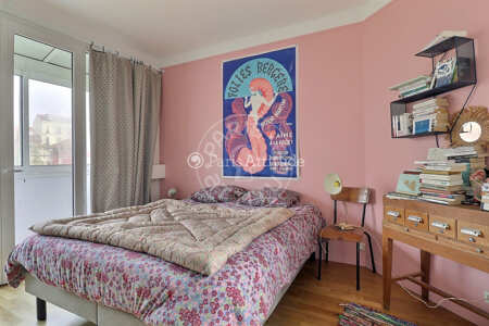 Chambre Maison meublée - 140m² - 4 chambres - Saint-Ouen-sur-Seine