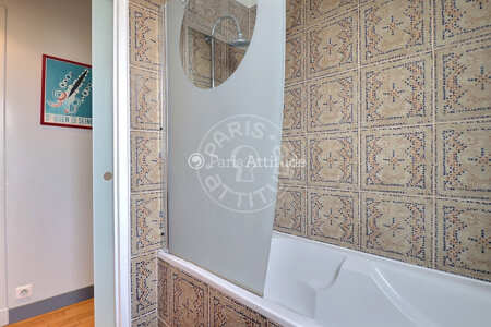 Salle de bain Maison meublée - 140m² - 4 chambres - Saint-Ouen-sur-Seine