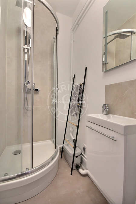 Salle de bain Appartement meublé - 55m²  - 2 chambres - Saint-Ouen-sur-Seine