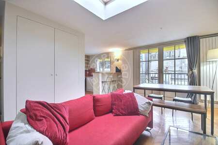 Salotto Mansardato arredato - 42m²  - Victor Hugo - Parigi