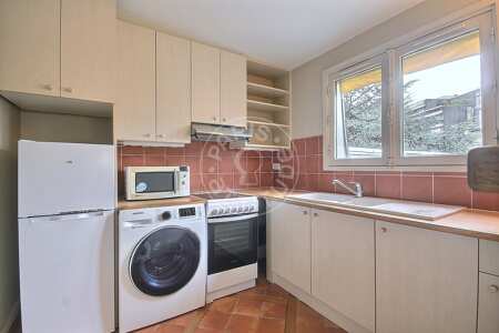 Cucina Mansardato arredato - 42m²  - Victor Hugo - Parigi