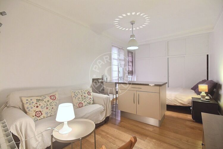 Living room - Furnished studio - Paris 75018 - 15006