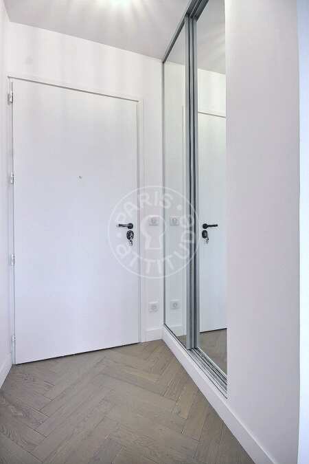 Entrance Furnished apartment - 44m²  - 1 bedroom - Issy-les-Moulineaux