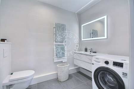 Bathroom Furnished apartment - 44m²  - 1 bedroom - Issy-les-Moulineaux