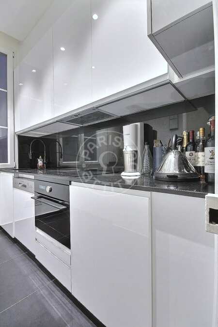 Kitchen Furnished apartment - 62m²  - 1 bedroom - Invalides - Paris