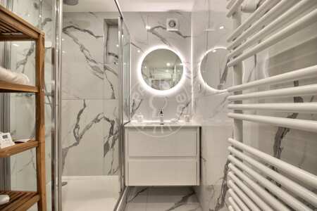 Casa de banho Apartamento mobilado - 65m²  - 2 quartos - Issy-les-Moulineaux