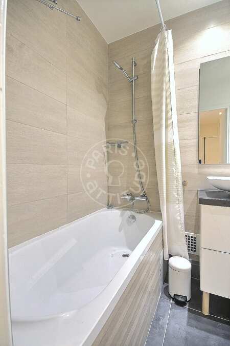 Casa de banho Apartamento mobilado - 50m²  - 2 quartos - Plaisance / Pernety - Paris