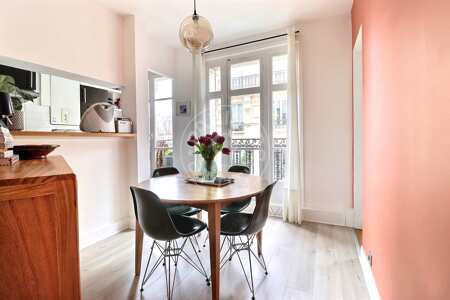 Sala de jantar Apartamento mobilado - 50m² - 1 quarto - Alésia - Paris