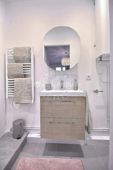 Casa de banho Apartamento mobilado - 28m²  - 1 quarto - Montmartre / Place des Abbesses - Paris