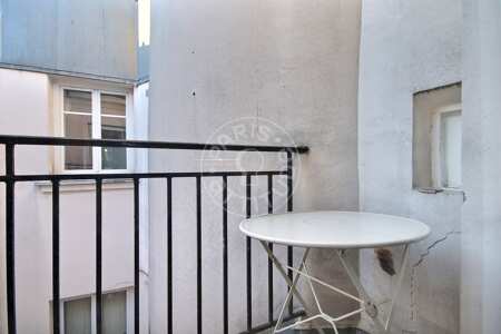Varanda Quitinete mobilado - 16m²  - Oberkampf - Paris
