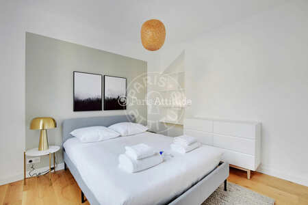 Bedroom Furnished apartment - 32m²  - 1 bedroom - Centre George Pompidou - Paris