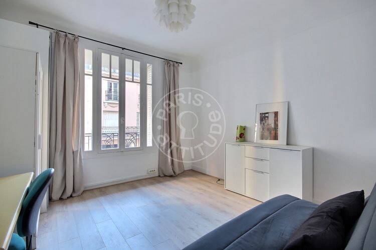 Salon - Studio meublé - Paris 75015 - 15086