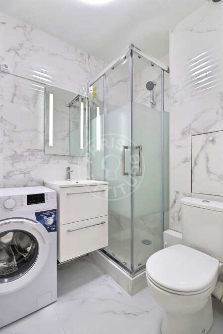 Casa de banho Quitinete mobilado - 18m²  - Auteuil - Paris