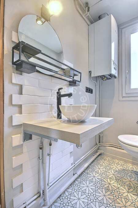 Bagno Appartamento arredato - 35m²  - 1 locale - Jules Joffrin - Mairie du 18ème - Parigi
