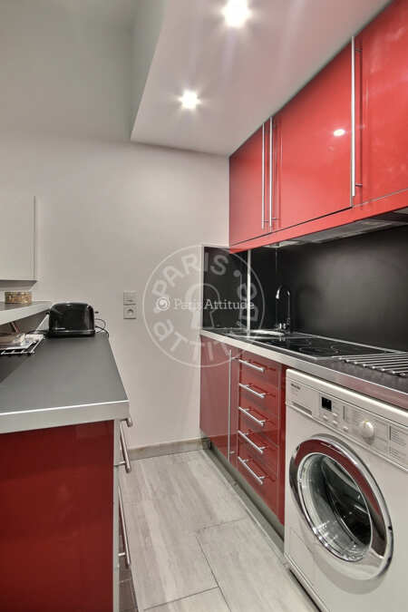 Cuisine Studio meublé - 24m²  - Champs-Elysées - Paris