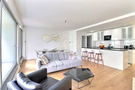 Living room Furnished apartment - 85m²  - 2 bedrooms - Commerce - Paris