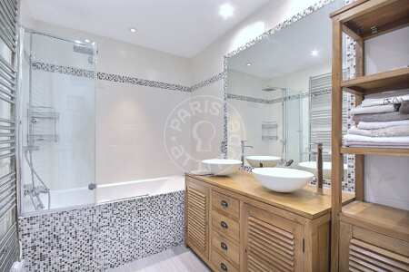 Salle de bain Appartement meublé - 66m²  - 1 chambre - Daumesnil - Paris
