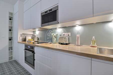 Cuisine Appartement meublé - 39m²  - 1 chambre - Moulin Rouge / Pigalle - Paris