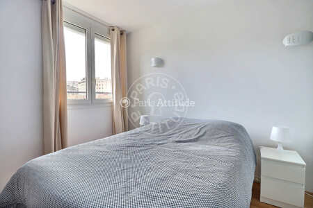 Bedroom Furnished apartment - 59m²  - 2 bedrooms - Buttes-Chaumont - Paris