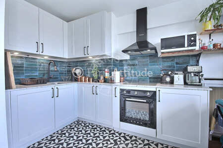 Kitchen Furnished apartment - 35m² - 1 bedroom - Gare de l'Est / Gare du Nord - Paris