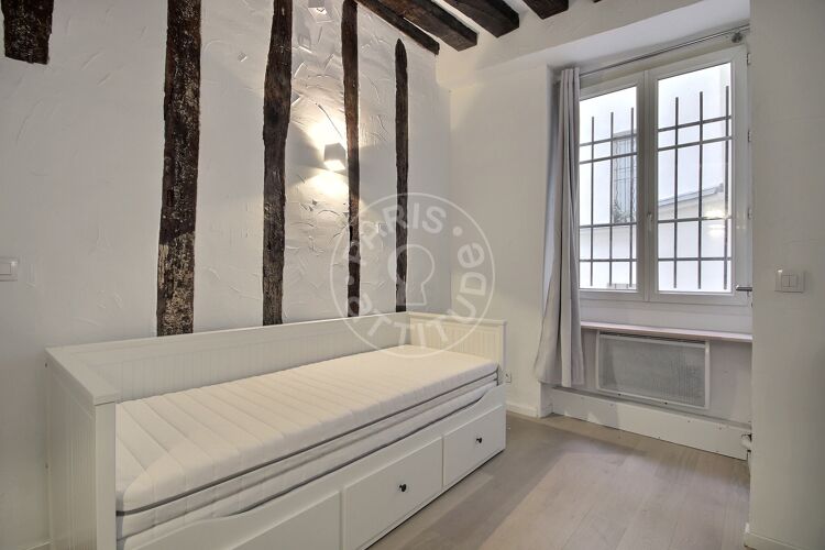 Salon - Studio meublé - Paris 75003 - 15146