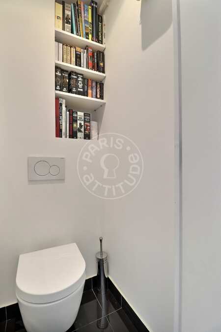 Toilettes Appartement meublé - 34m²  - 1 chambre - Victor Hugo - Paris